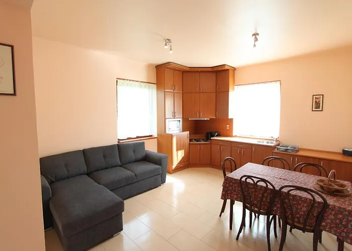 Velence Apartman *